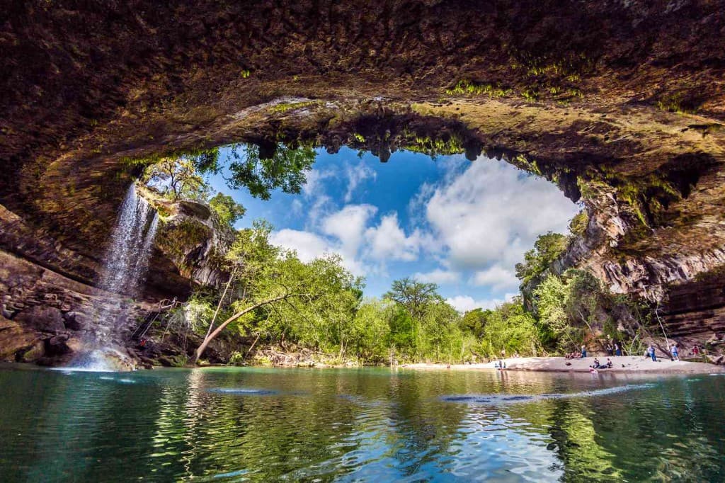 Hamilton Pool Preserve waterfall and turquoise pool near Austin, Texas